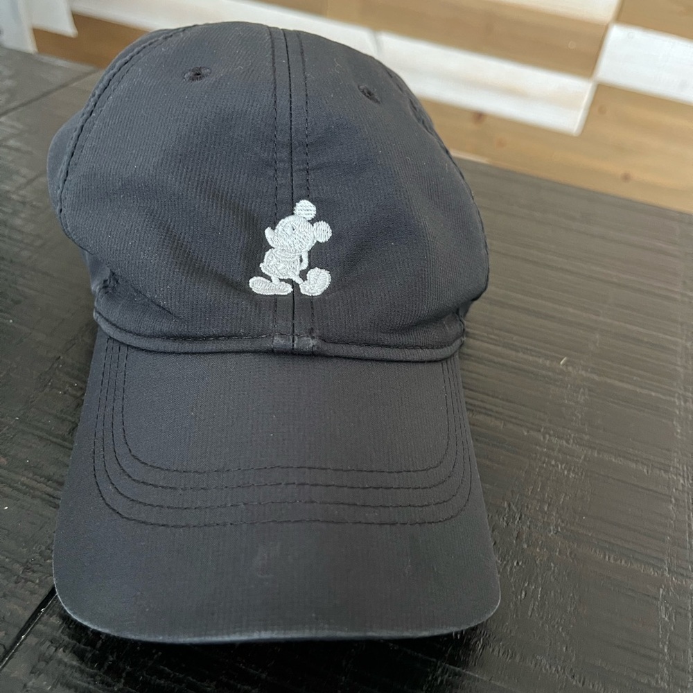 Disney Parks Nike Golf Hat Mickey Mouse Dri-Fit Adjustable Black Legacy